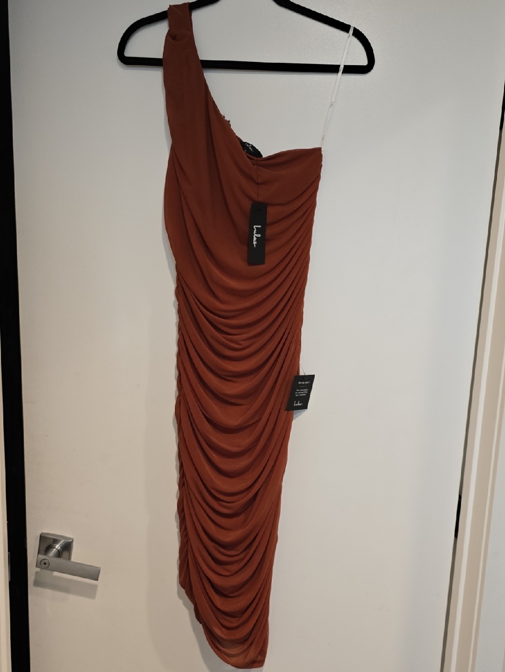Lulu's Rust One-Shoulder Ruched Midi Dress